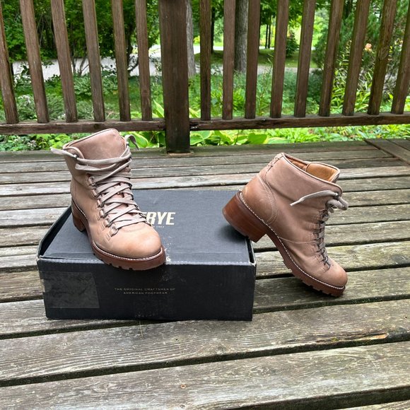 ★ NEW!! FRYE ALTA HIKER BOOTS - RARE FIND!! ★ - Picture 9 of 13